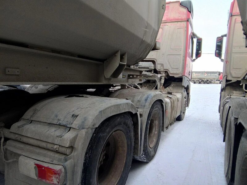 Mercedes-Benz Actros 6x4 Седельный тягач — фото 5