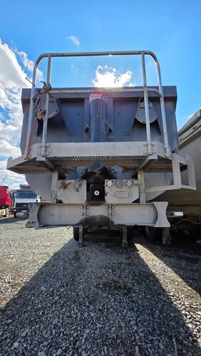 Grunwald 9453 Полуприцеп самосвальный