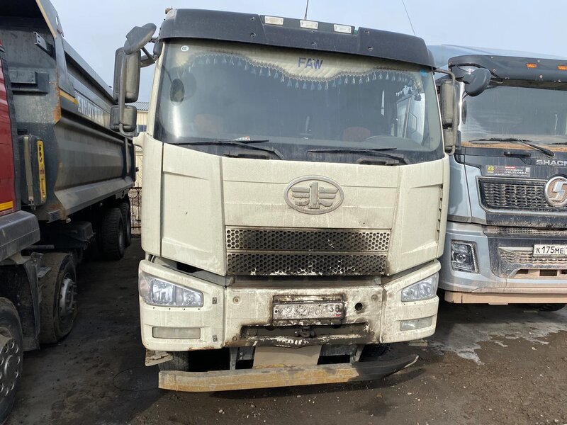 FAW CA 3310 8x4 Самосвал — фото 1