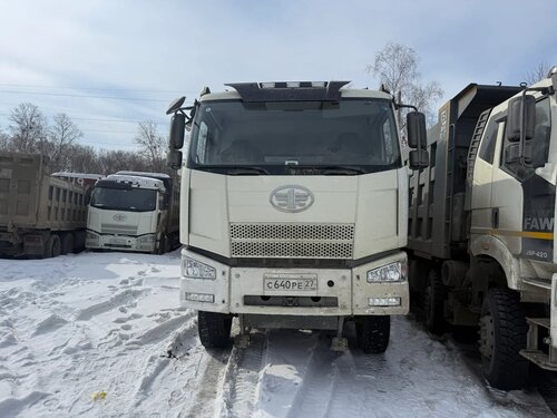 FAW J6 6x4 Самосвал