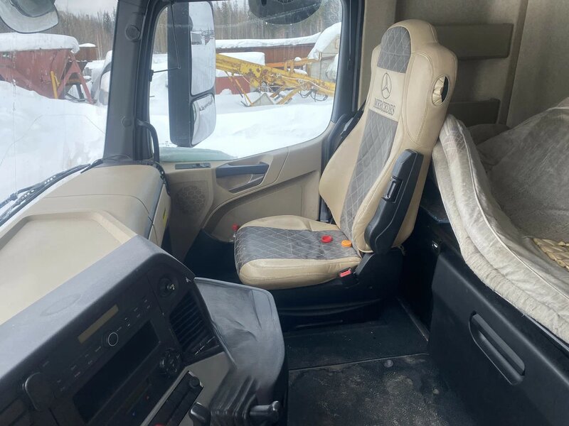 Mercedes-Benz ACTROS 4x2 Седельный тягач — фото 14