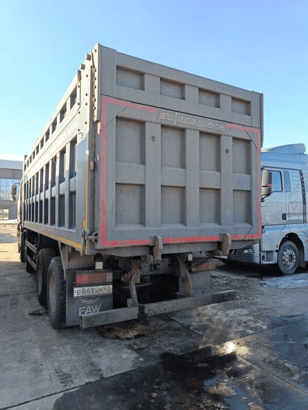 FAW J6 8x4 Самосвал — фото 4