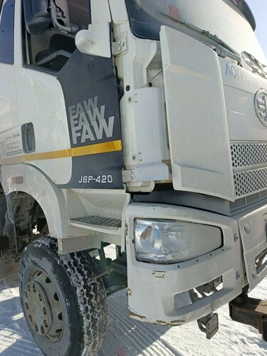 FAW J6 8x4 Самосвал