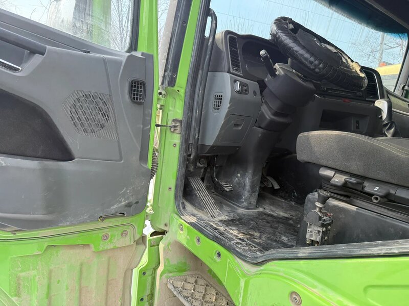 Shacman (Shaanxi) SX 8x4 Самосвал — фото 8