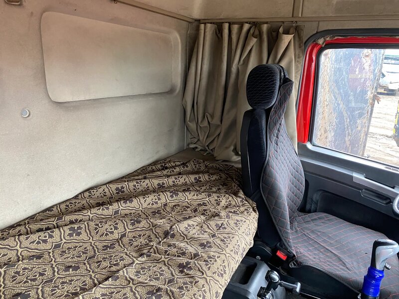 Shacman (Shaanxi) SX 8x4 Самосвал — фото 10