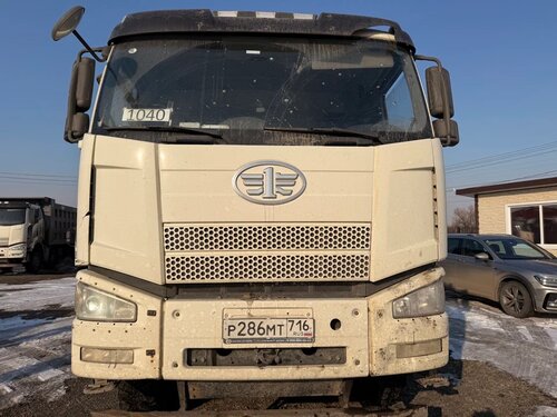 FAW J6 8x4 Самосвал