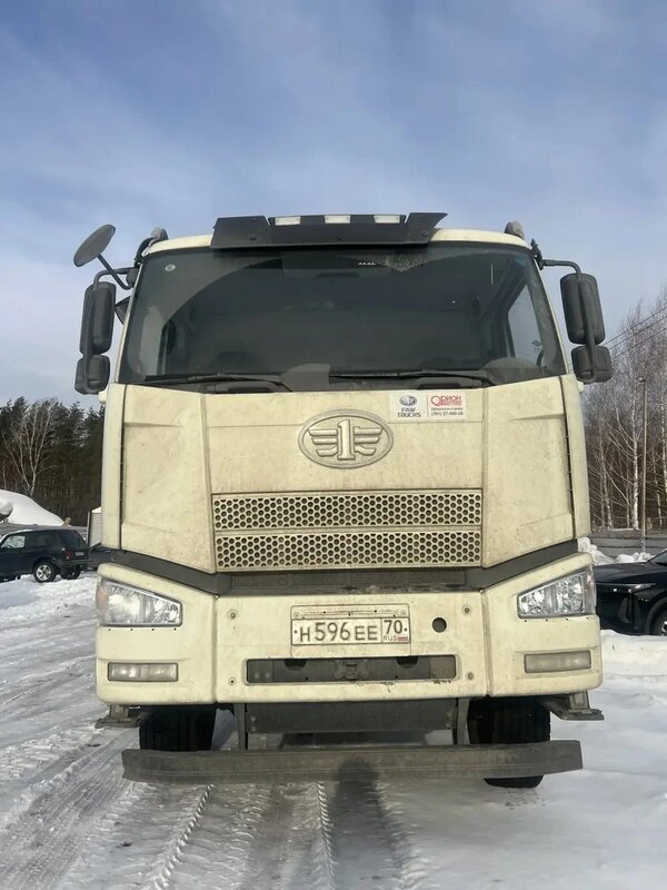 FAW J6 6x4 Самосвал — фото 1