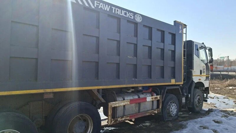FAW J6 8x4 Самосвал — фото 3