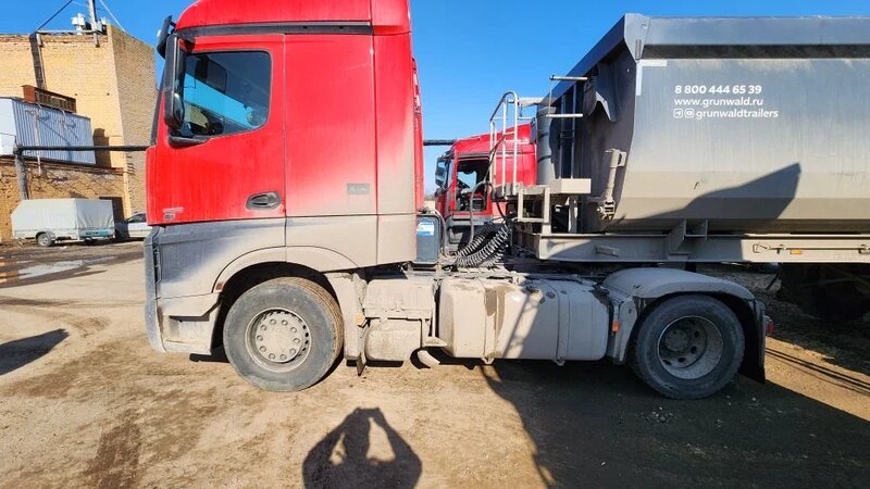 Mercedes-Benz ACTROS 4x2 Седельный тягач — фото 2