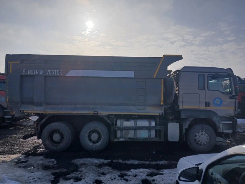 SITRAK C7H 6x4 Самосвал — фото 3