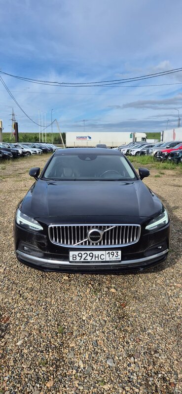 Volvo S90 — фото 1