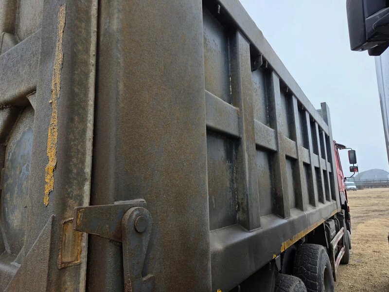 Howo ZZ 6x4 Самосвал — фото 6