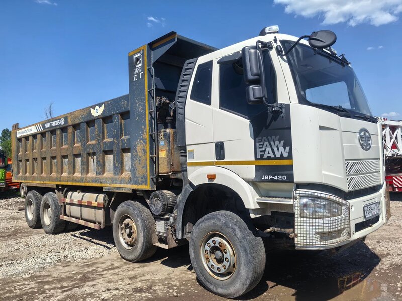 FAW CA 3310 8x4 Самосвал — фото 2