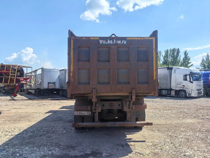 FAW CA 3310 8x4 Самосвал — фото 7
