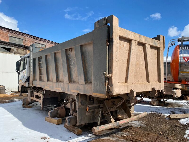 Shacman (Shaanxi) SX 6x6 Самосвал — фото 7
