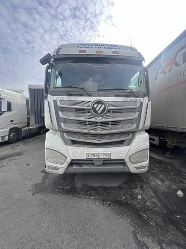 Foton AUMAN 4x2 Седельный тягач
