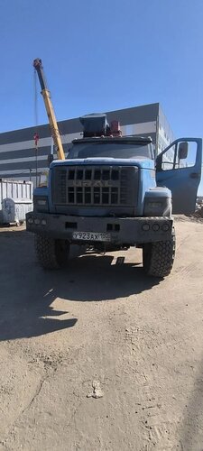 Ural NEXT 4320 6x6 Бортовой с КМУ