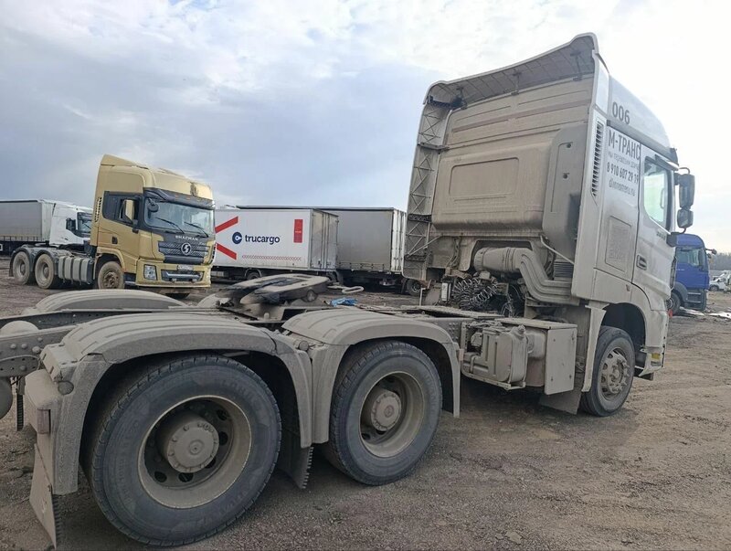 BEIBEN BBTR 6x4 Седельный тягач — фото 5