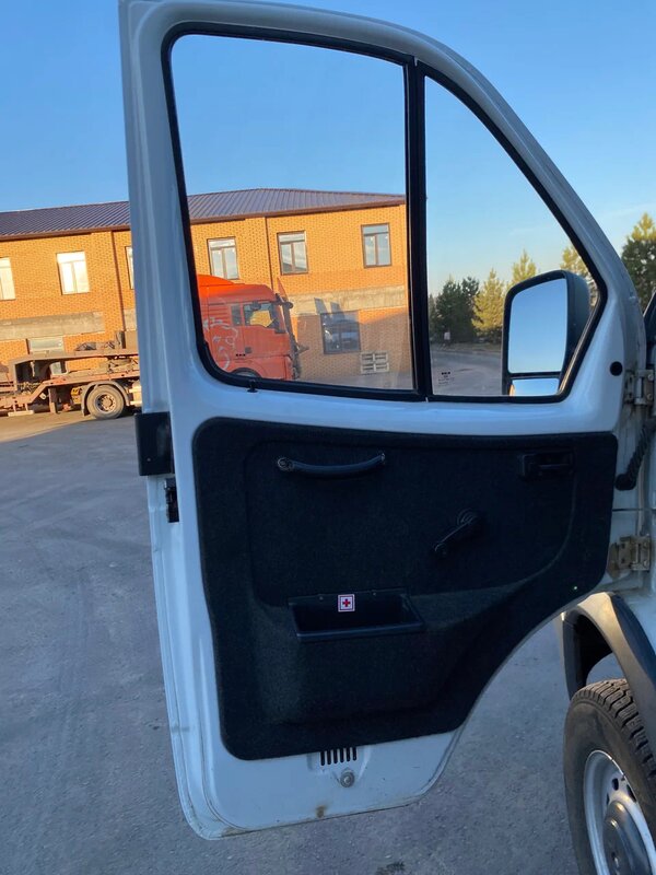 GAZ SOBOL Грузопассажирский — фото 12