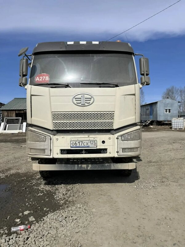 FAW J6 6x6 Самосвал — фото 1