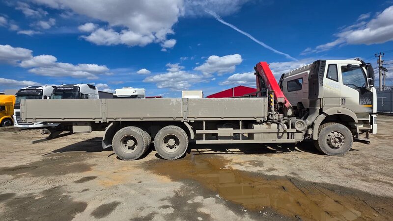 FAW J6 6x4 Бортовой с КМУ — фото 5