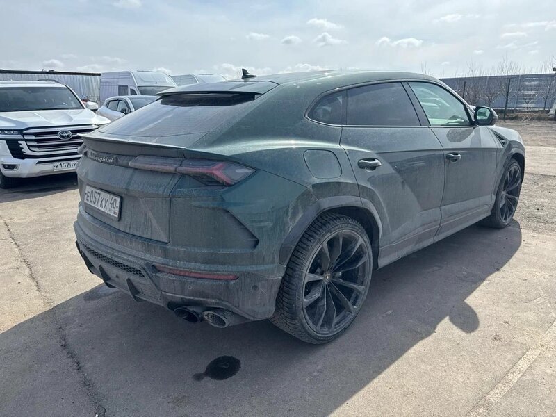 Lamborghini Urus — фото 7
