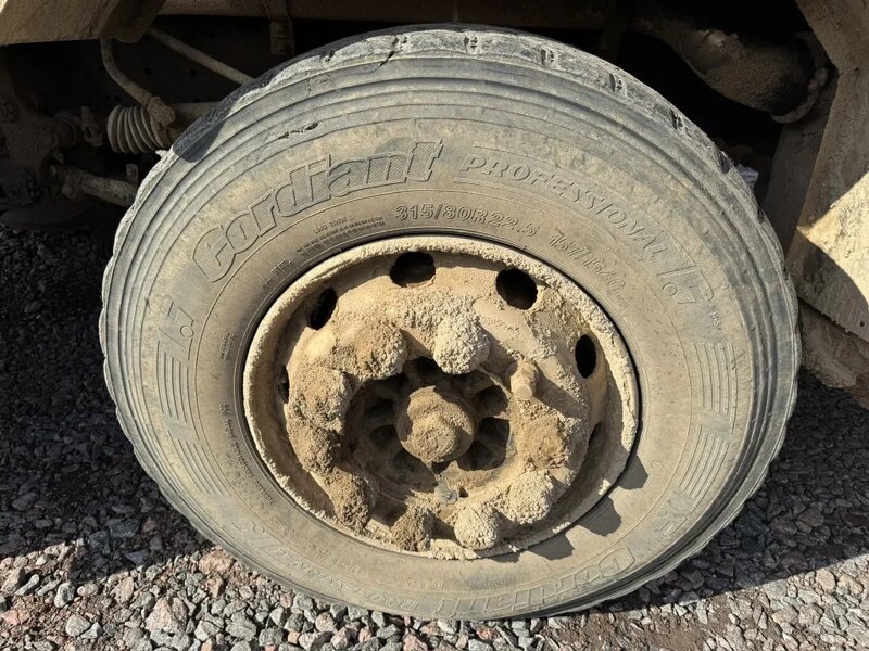 Shacman (Shaanxi) SX 8x4 Самосвал — фото 10