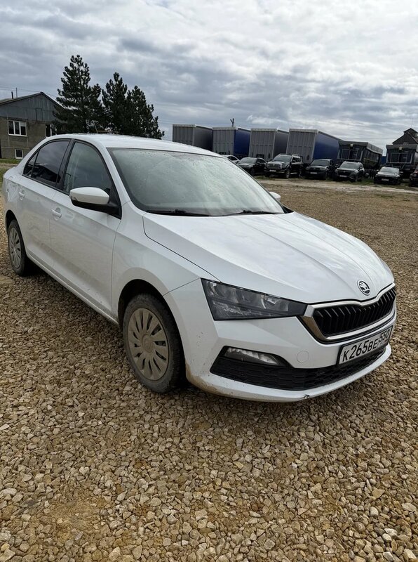 Skoda RAPID — фото 2