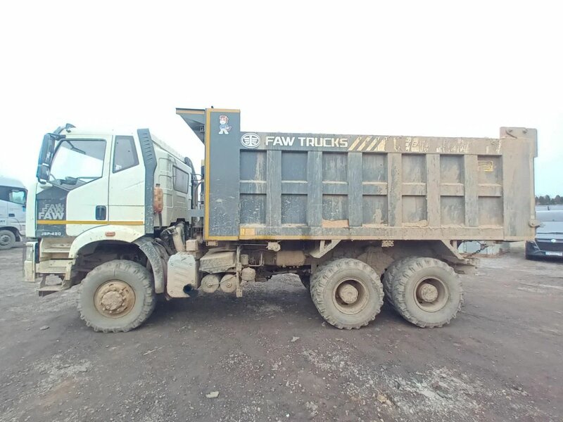 FAW J6 6x6 Самосвал — фото 2