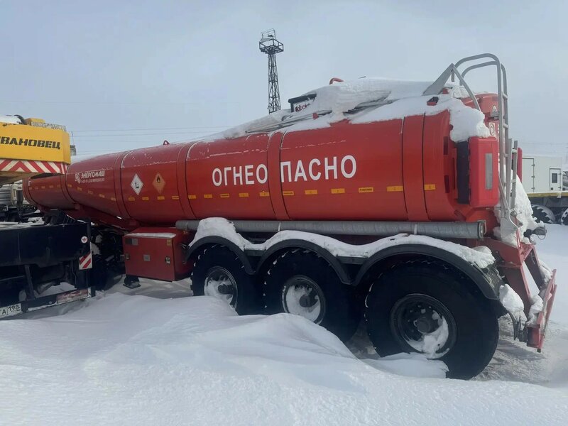 Энергомаш ТТР 8627 Полуприцеп цистерна — фото 3