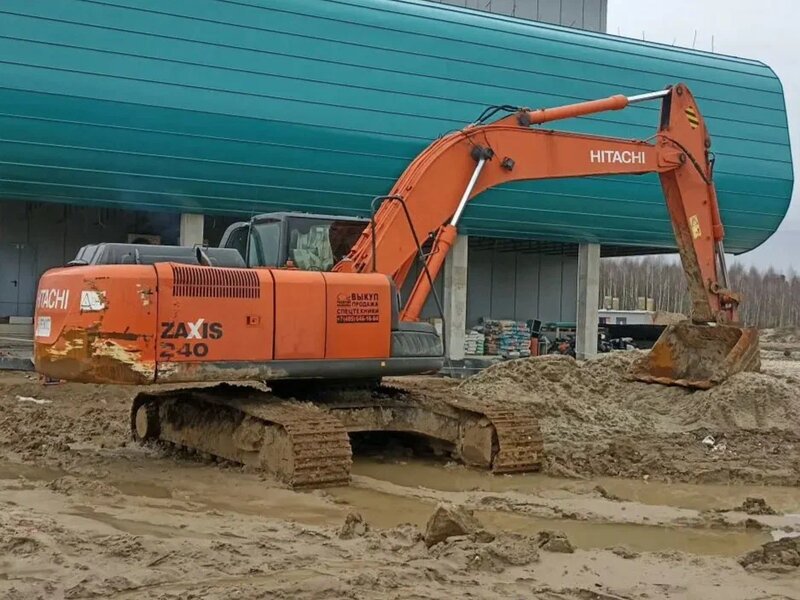 HITACHI ZX240 Экскаватор — фото 2