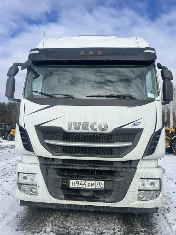 IVECO STRALIS 4x2 Седельный тягач — фото 1