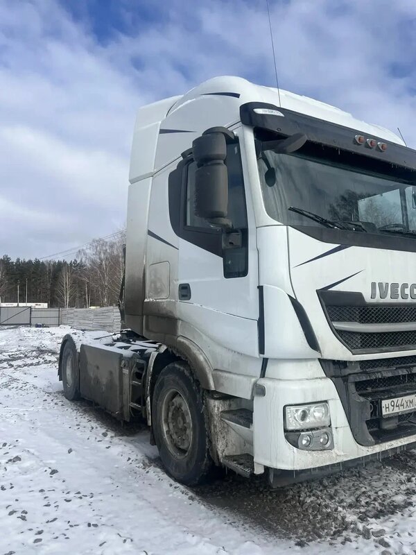 IVECO STRALIS 4x2 Седельный тягач — фото 2
