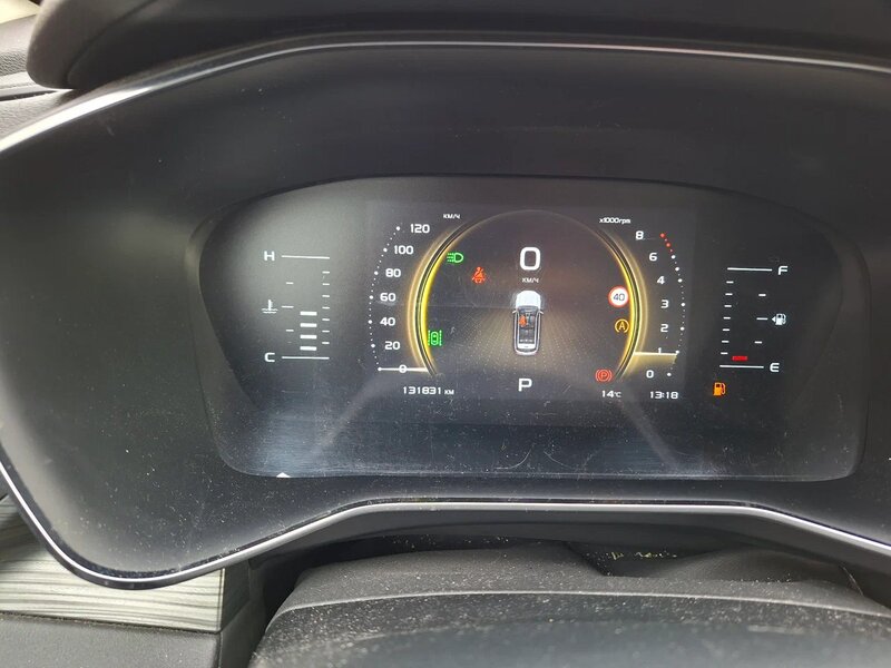 Geely Atlas Pro — фото 6