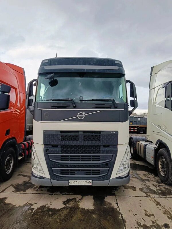 Volvo FH 4x2 Седельный тягач — фото 1