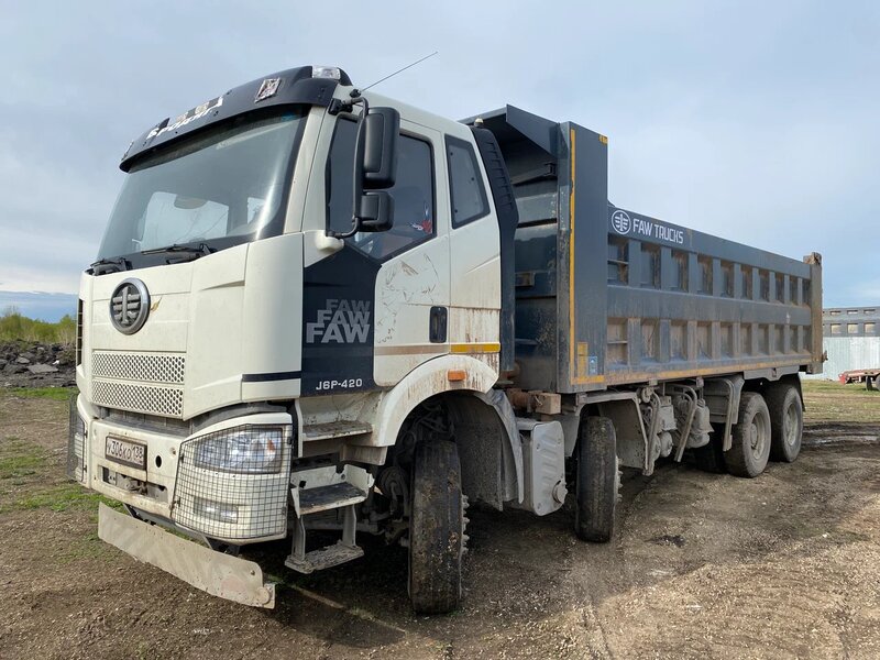 FAW CA 3310 8x4 Самосвал — фото 3