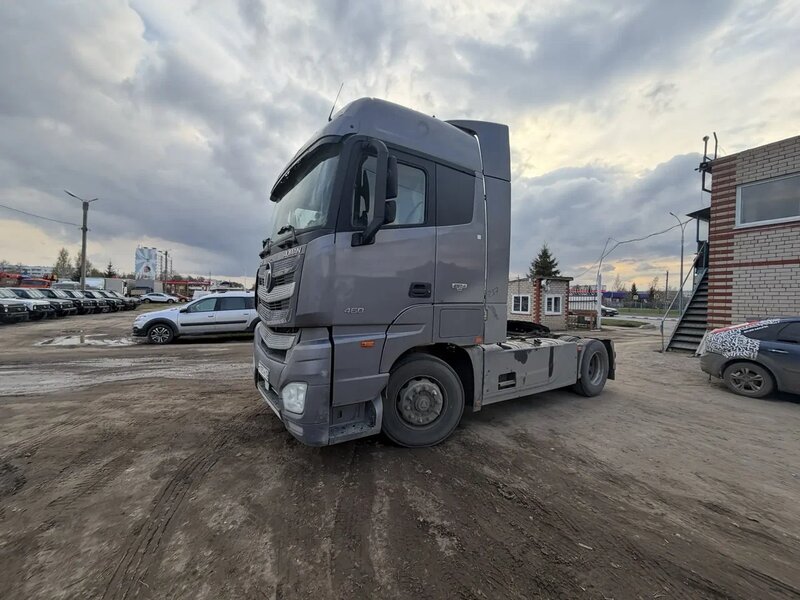 Foton AUMAN 4x2 Седельный тягач — фото 3