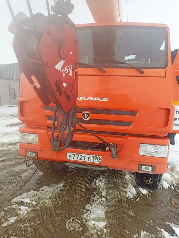 Галичский автокрановый завод (ГАКЗ) КС-55713 на шасси КамАЗ 43118 6x6 Автокран — фото 1