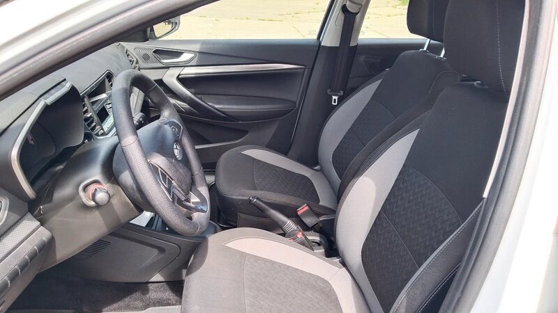 LADA VESTA SW — фото 10
