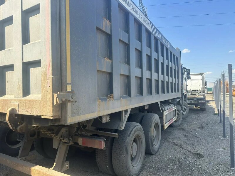 FAW J6 8x4 Самосвал — фото 5