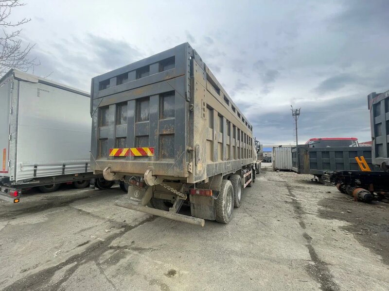 Shacman (Shaanxi) SX 8x4 Самосвал — фото 8
