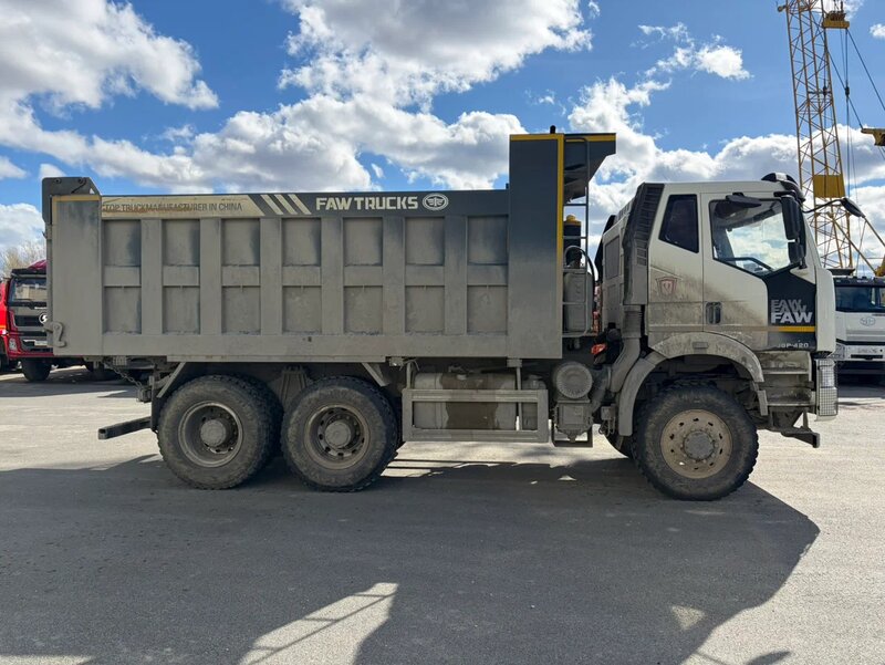 FAW J6 6x6 Самосвал — фото 4