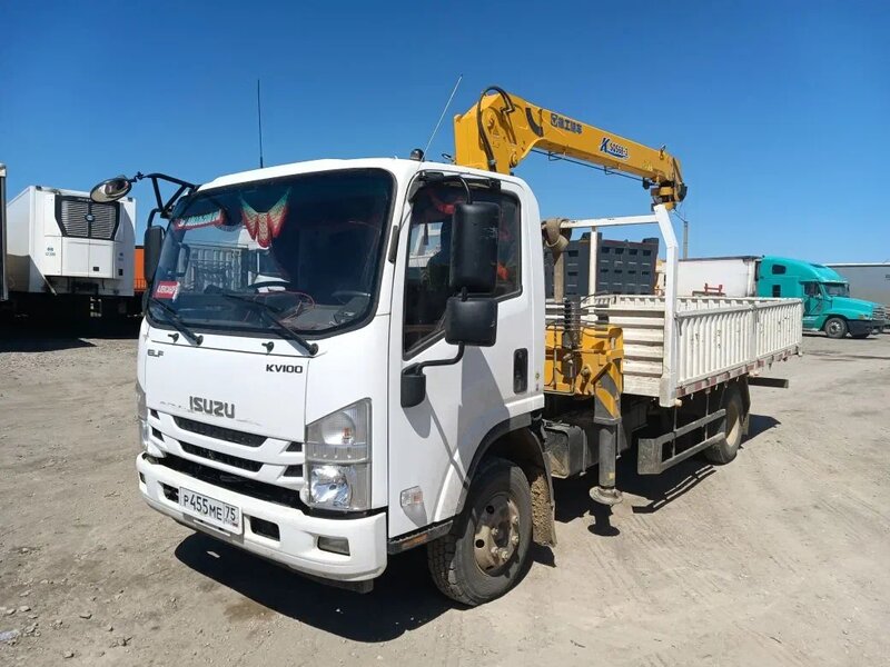 Isuzu ELF 8.3 Бортовой с КМУ — фото 2