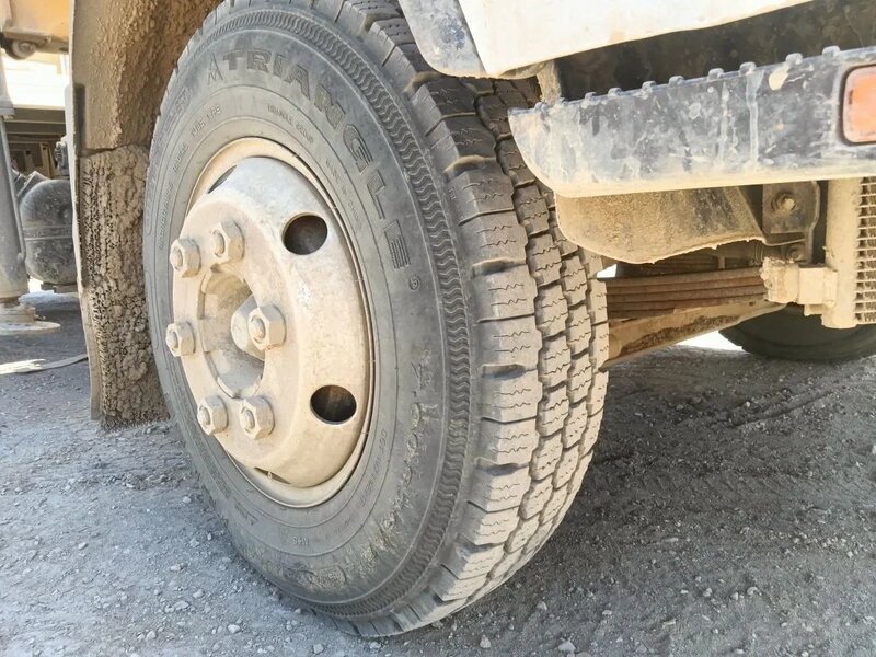 Isuzu ELF 8.3 Бортовой с КМУ — фото 12