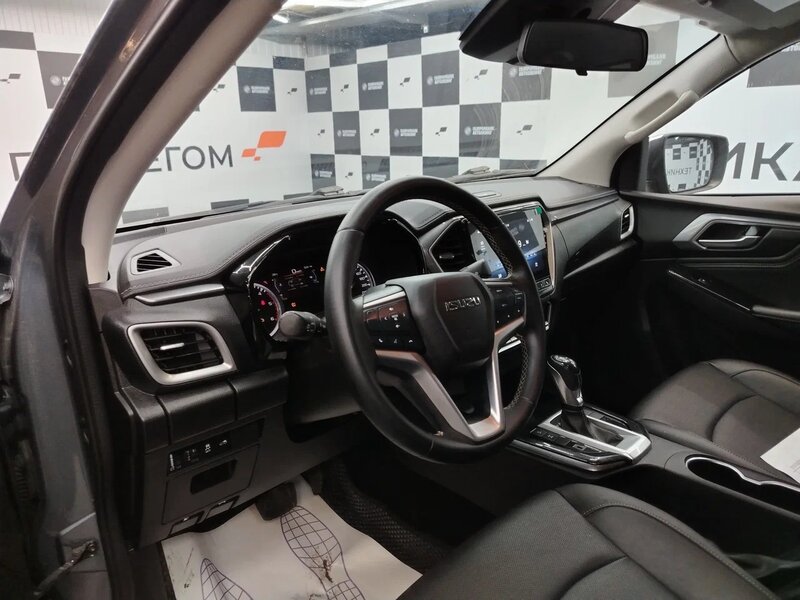 Isuzu D-Max — фото 11