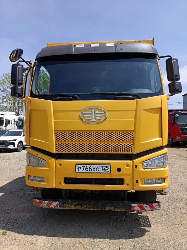 FAW J6 8x4 Самосвал — фото 1