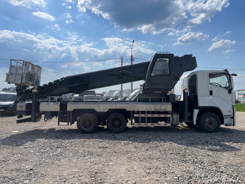 Isuzu Giga 6x4 Автовышка — фото 3