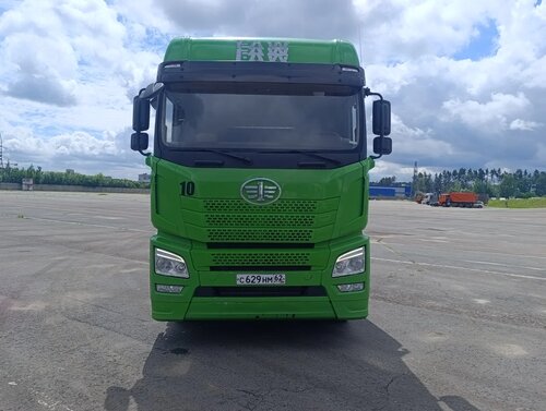 FAW JH6 6x4 Седельный тягач