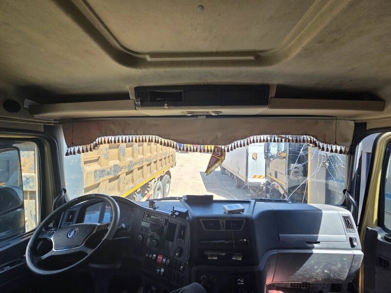 Shacman (Shaanxi) SX 8x4 Самосвал — фото 9