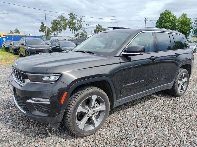Jeep GRAND CHEROKEE — фото 2